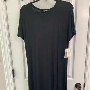 NWT Solid Black Lularoe María